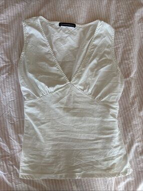 Brandy Melville White Deep V Sleeveless Top Tie back